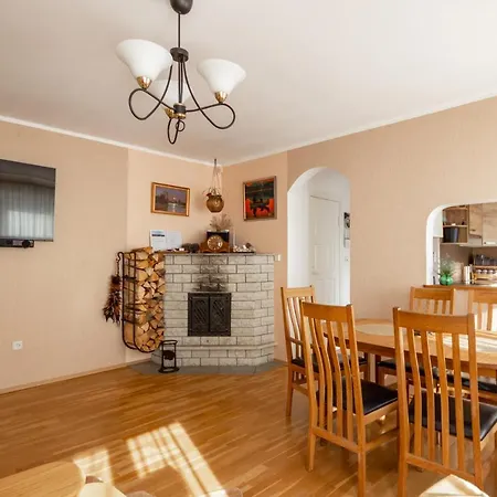 Great Place For Families Or A Small Group Daire *
