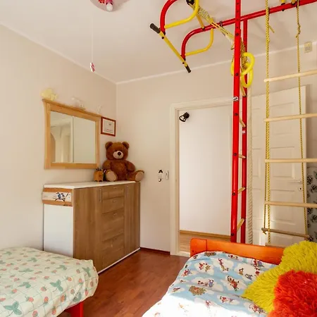 Great Place For Families Or A Small Group Daire